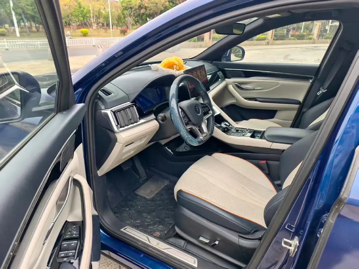 2022 Hyundai Tucson 2.0L 150HP L4 6AT Hybrid,autocango,china used car exporter,china ev exporter,chinese used car exporter,chinese used ev exporter