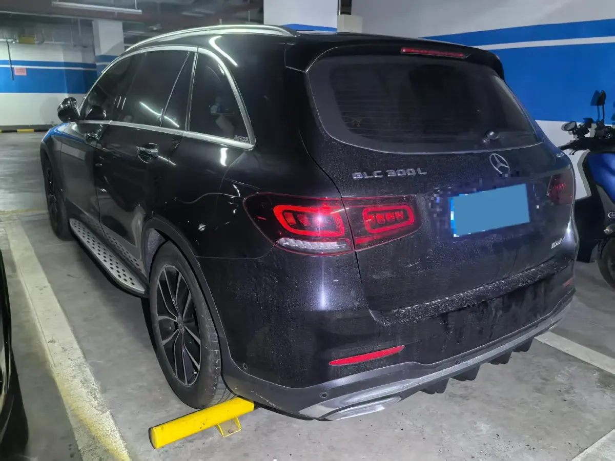2021 Mercedes-Benz GLC Class 2.0T 258HP L4 9AT,autocango,china used car exporter,china ev exporter,chinese used car exporter,chinese used ev exporter