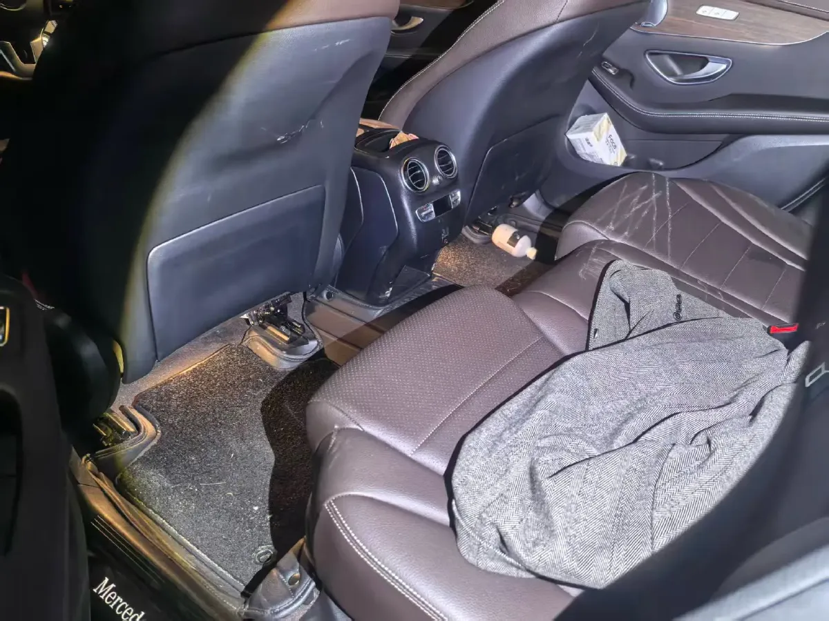 2021 Mercedes-Benz GLC Class 2.0T 258HP L4 9AT,autocango,china used car exporter,china ev exporter,chinese used car exporter,chinese used ev exporter