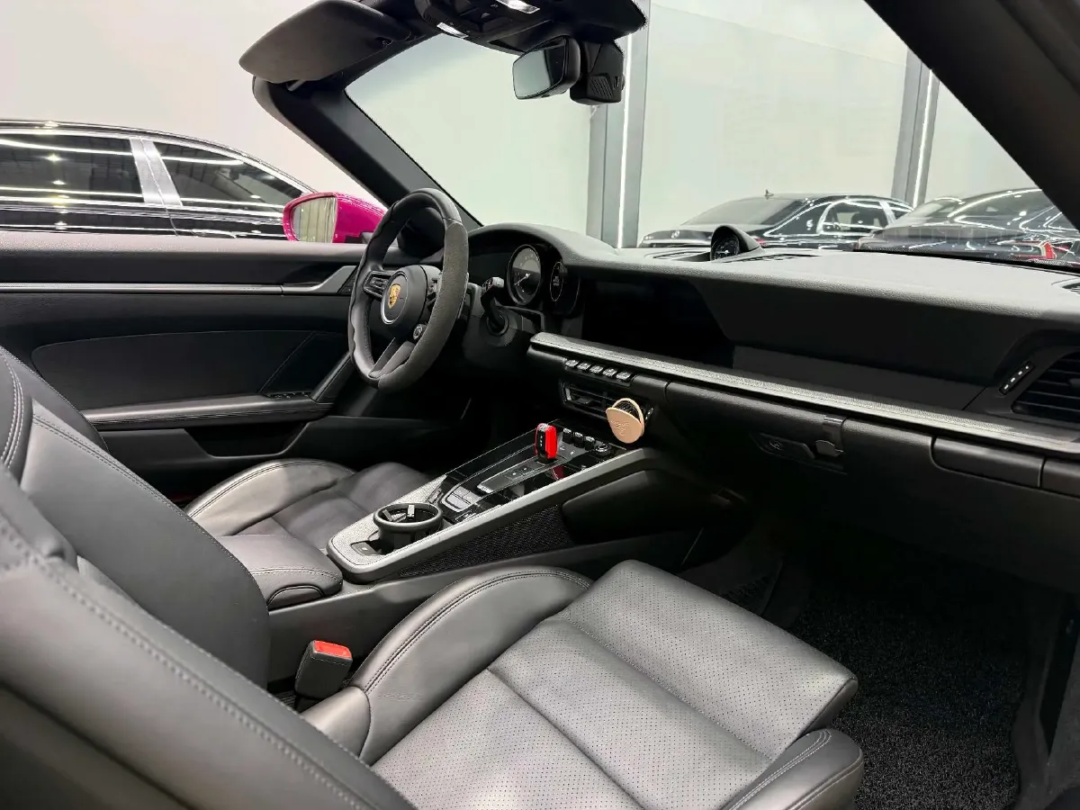 2023 Porsche 911 3.0T 385HP H6 8DCT,autocango,china used car exporter,china ev exporter,chinese used car exporter,chinese used ev exporter