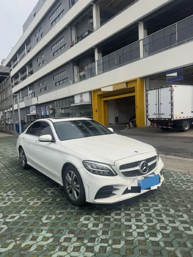 2020 Mercedes-Benz C Class 1.5T 156HP L4 9AT,autocango,china used car exporter,china ev exporter,chinese used car exporter,chinese used ev exporter