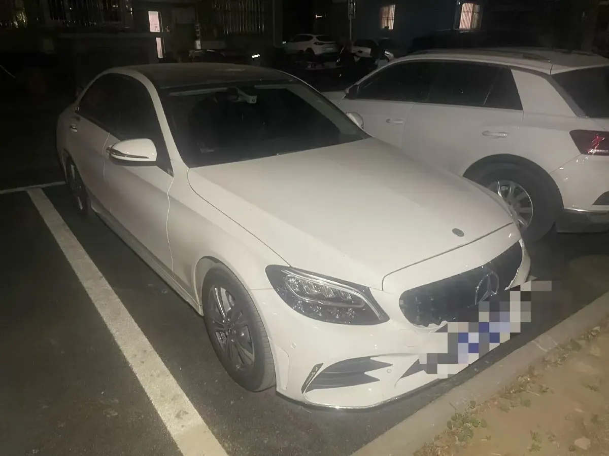 2021 Mercedes-Benz C Class 1.5T 156HP L4 9AT,autocango,china used car exporter,china ev exporter,chinese used car exporter,chinese used ev exporter