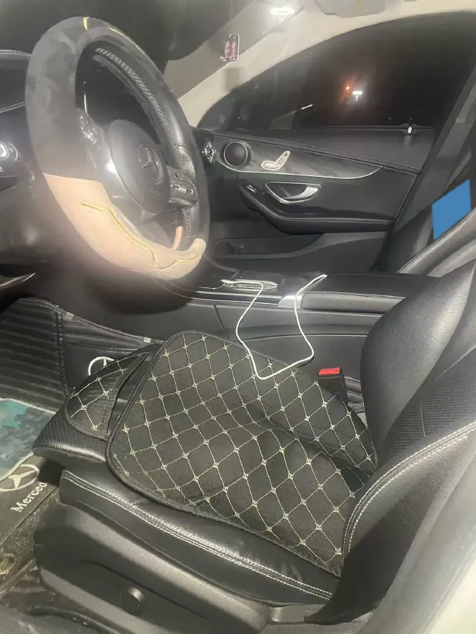 2021 Mercedes-Benz C Class 1.5T 156HP L4 9AT,autocango,china used car exporter,china ev exporter,chinese used car exporter,chinese used ev exporter