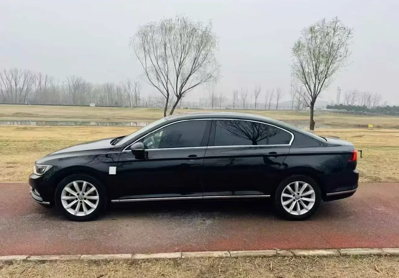 2018 Volkswagen Magotan 1.4T 150HP L4 7DCT,autocango,china used car exporter,china ev exporter,chinese used car exporter,chinese used ev exporter