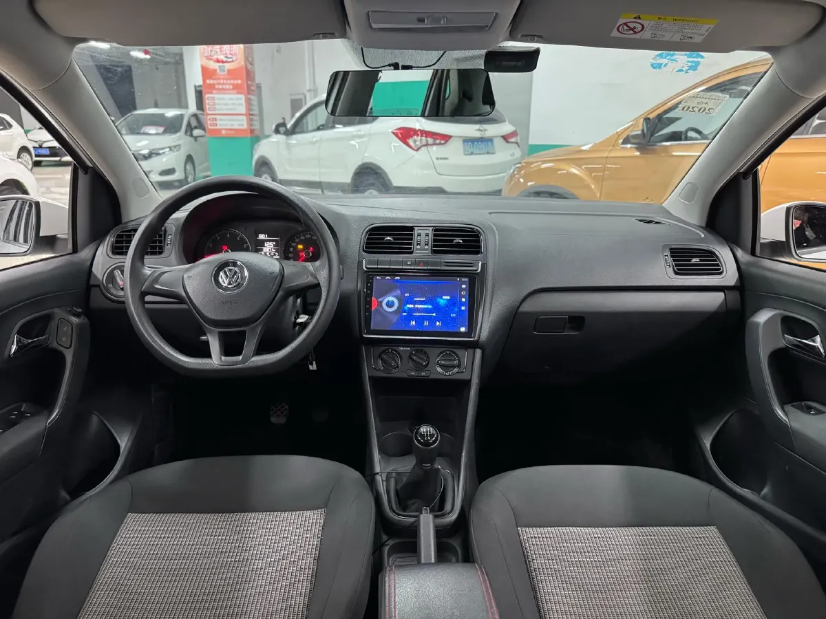 2016 Volkswagen Polo 1.4L 90HP L4 5MT,autocango,china used car exporter,china ev exporter,chinese used car exporter,chinese used ev exporter