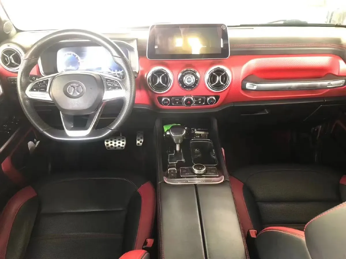 2018 Beijing BJ40 2.3T 250HP L4 6AT,autocango,china used car exporter,china ev exporter,chinese used car exporter,chinese used ev exporter