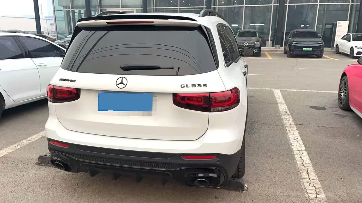 2023 Mercedes-Benz GLB AMG 2.0T 306HP L4 8DCT,autocango,china used car exporter,china ev exporter,chinese used car exporter,chinese used ev exporter