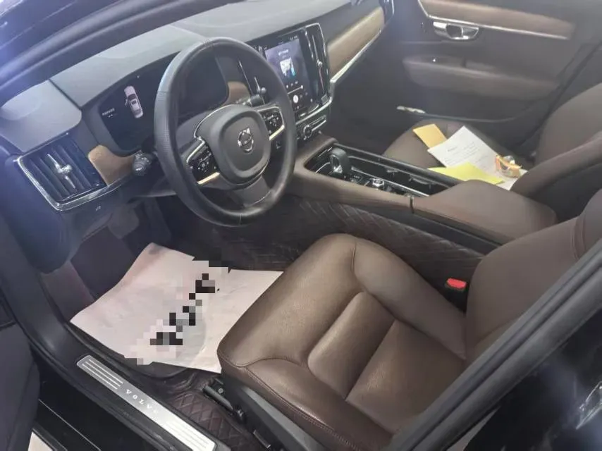 2025 Volvo S90 2.0T 250HP L4 8AT,autocango,china used car exporter,china ev exporter,chinese used car exporter,chinese used ev exporter