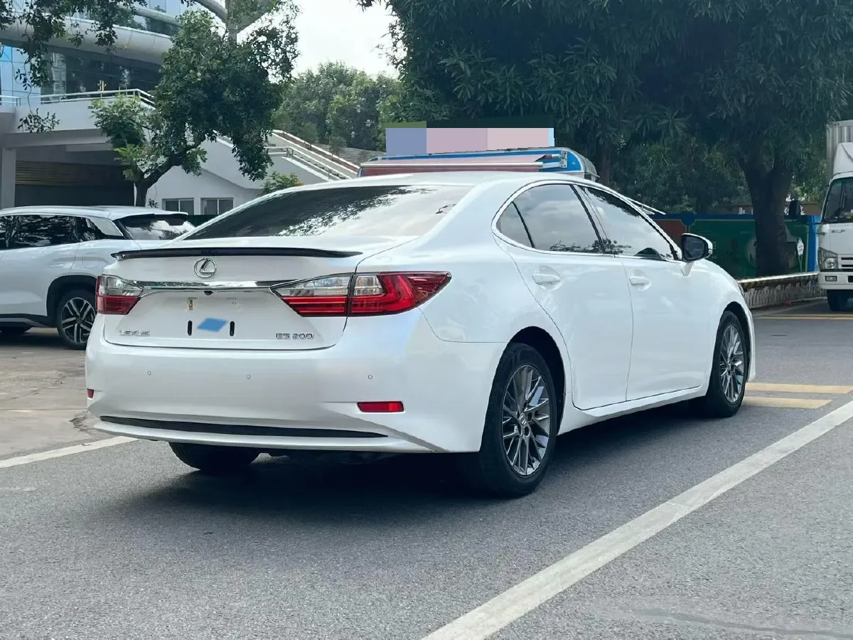 2017 Lexus ES 2.0L 167HP L4 6AT,autocango,china used car exporter,china ev exporter,chinese used car exporter,chinese used ev exporter