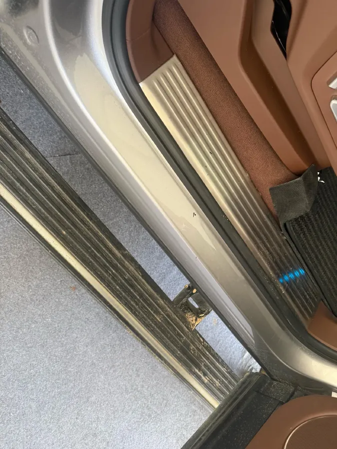 2024 Tank 700 3.0T 360HP V6 9AT PHEV 37.1KWH,autocango,china used car exporter,china ev exporter,chinese used car exporter,chinese used ev exporter