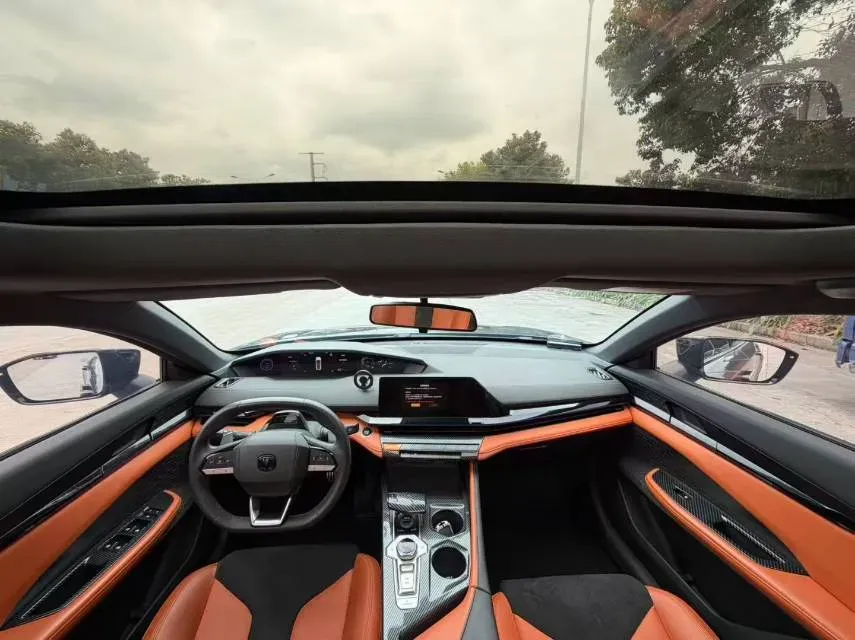 2023 ChangAn UNI-V 1.5T 188HP L4 7DCT,autocango,china used car exporter,china ev exporter,chinese used car exporter,chinese used ev exporter