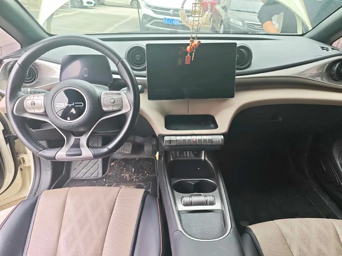 2023 BYD Dolphin BEV 44.928KWH,autocango,china used car exporter,china ev exporter,chinese used car exporter,chinese used ev exporter