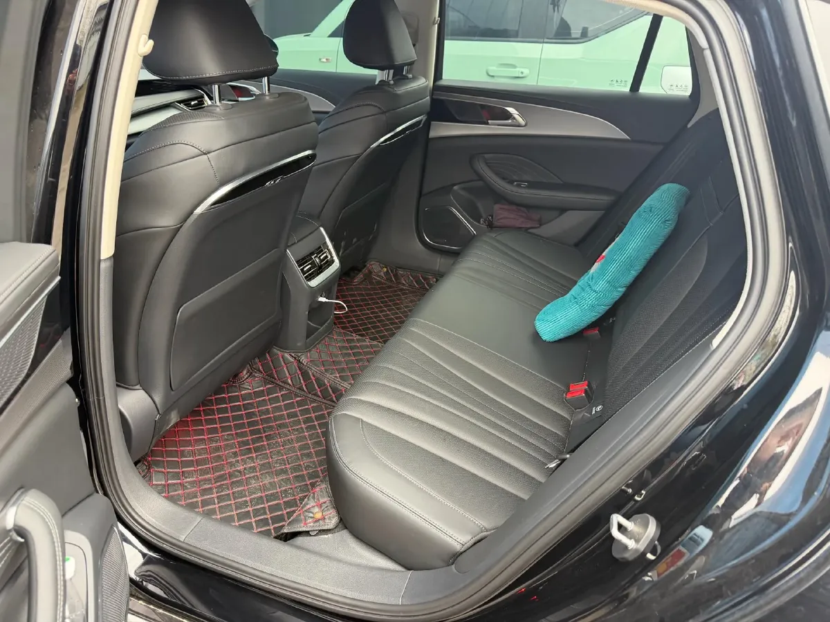 2023 HongQi H5 1.5T 169HP L4 7DCT,autocango,china used car exporter,china ev exporter,chinese used car exporter,chinese used ev exporter