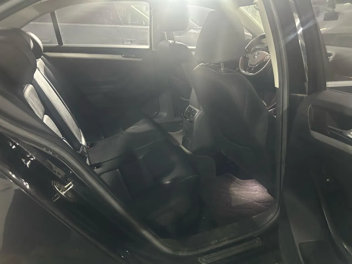 2018 JMC YuSheng S350 2.0T 141HP L4 6AT,autocango,china used car exporter,china ev exporter,chinese used car exporter,chinese used ev exporter