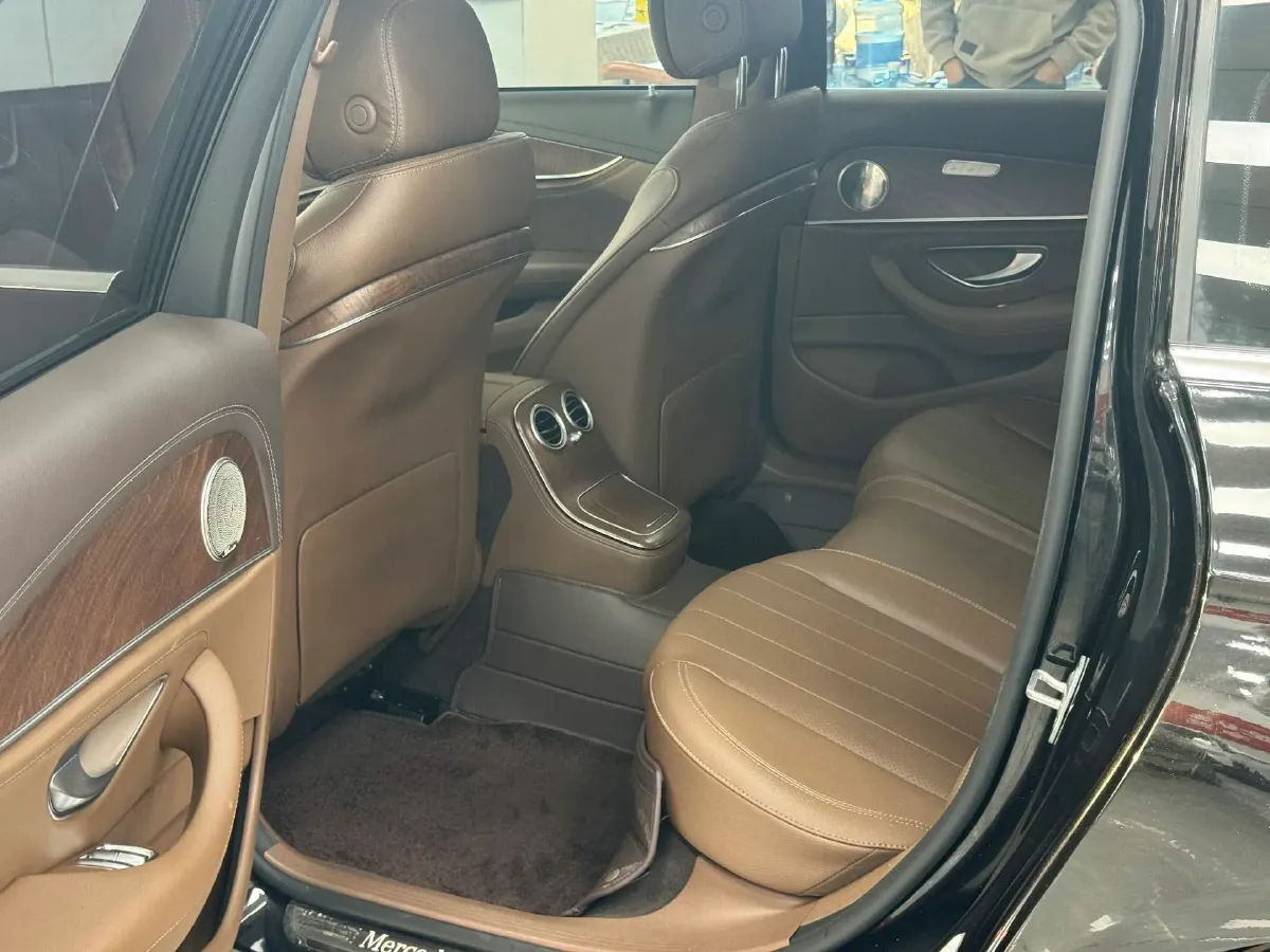 2023 Mercedes-Benz E Class 2.0T 197HP L4 9AT,autocango,china used car exporter,china ev exporter,chinese used car exporter,chinese used ev exporter