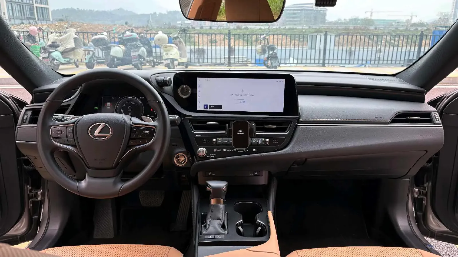 2022 Lexus ES 2.5L 178HP L4 E-CVT Hybrid,autocango,china used car exporter,china ev exporter,chinese used car exporter,chinese used ev exporter