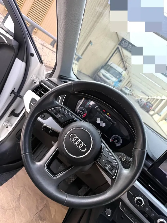 2020 Audi A4L 2.0T 190HP L4 7DCT,autocango,china used car exporter,china ev exporter,chinese used car exporter,chinese used ev exporter