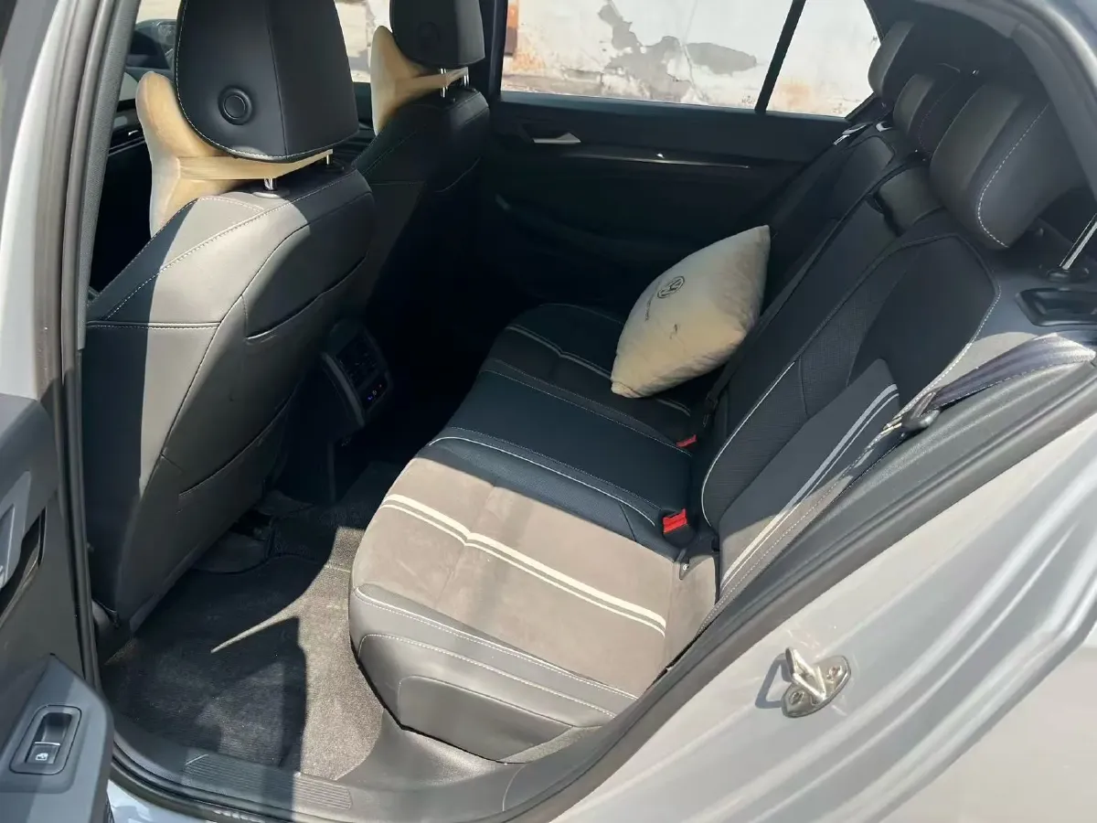 2023 Volkswagen Golf 1.4T 150HP L4 7DCT,autocango,china used car exporter,china ev exporter,chinese used car exporter,chinese used ev exporter