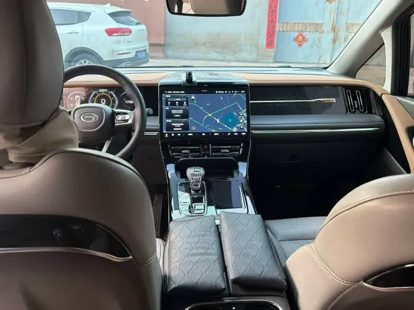 2023 GAC Trumpchi M8 2.0T 252HP L4 8AT,autocango,china used car exporter,china ev exporter,chinese used car exporter,chinese used ev exporter