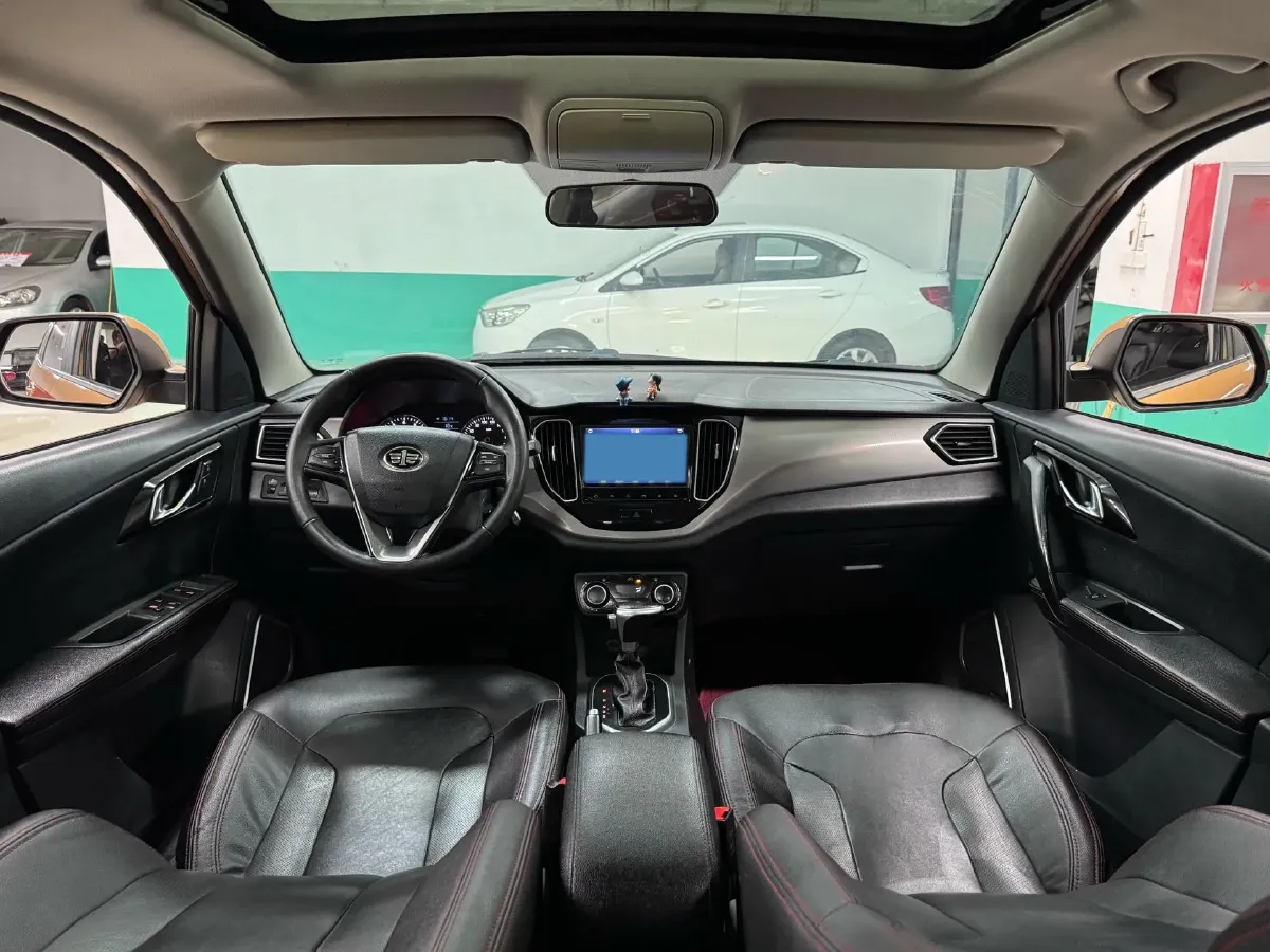 2017 FAW Senia R7 1.6L 116HP L4 6AT,autocango,china used car exporter,china ev exporter,chinese used car exporter,chinese used ev exporter