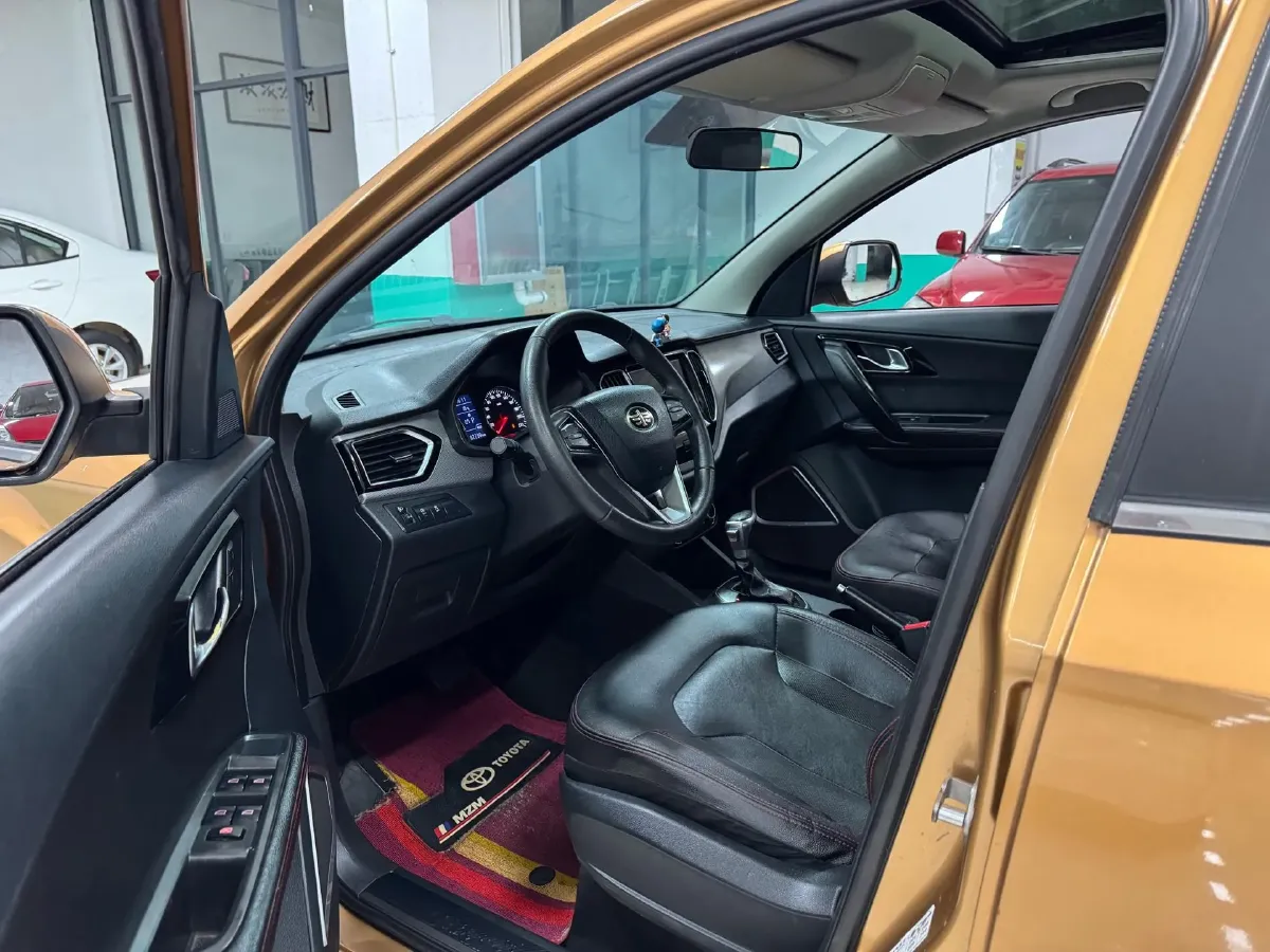 2017 FAW Senia R7 1.6L 116HP L4 6AT,autocango,china used car exporter,china ev exporter,chinese used car exporter,chinese used ev exporter