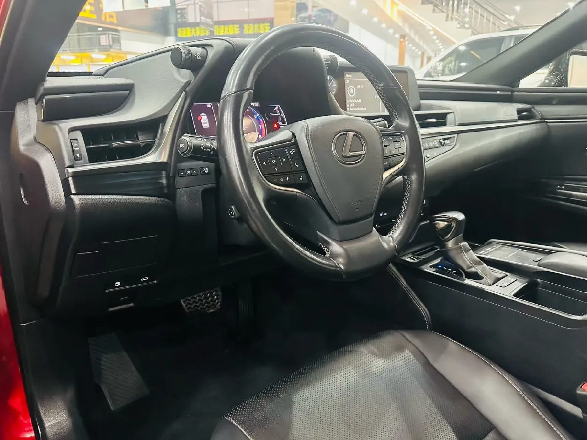 2018 Lexus ES 2.0L 167HP L4 6AT,autocango,china used car exporter,china ev exporter,chinese used car exporter,chinese used ev exporter