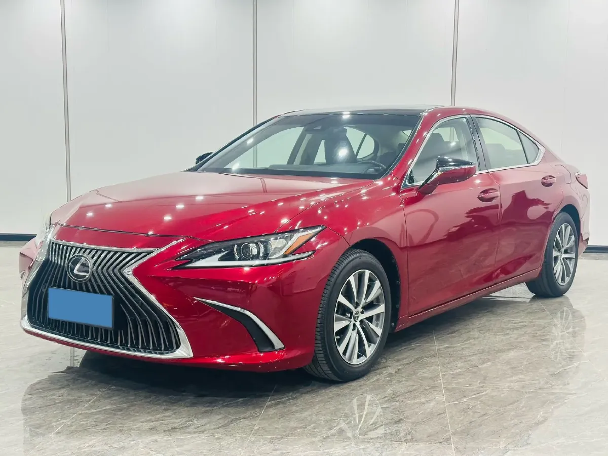 2018 Lexus ES 2.0L 167HP L4 6AT,autocango,china used car exporter,china ev exporter,chinese used car exporter,chinese used ev exporter