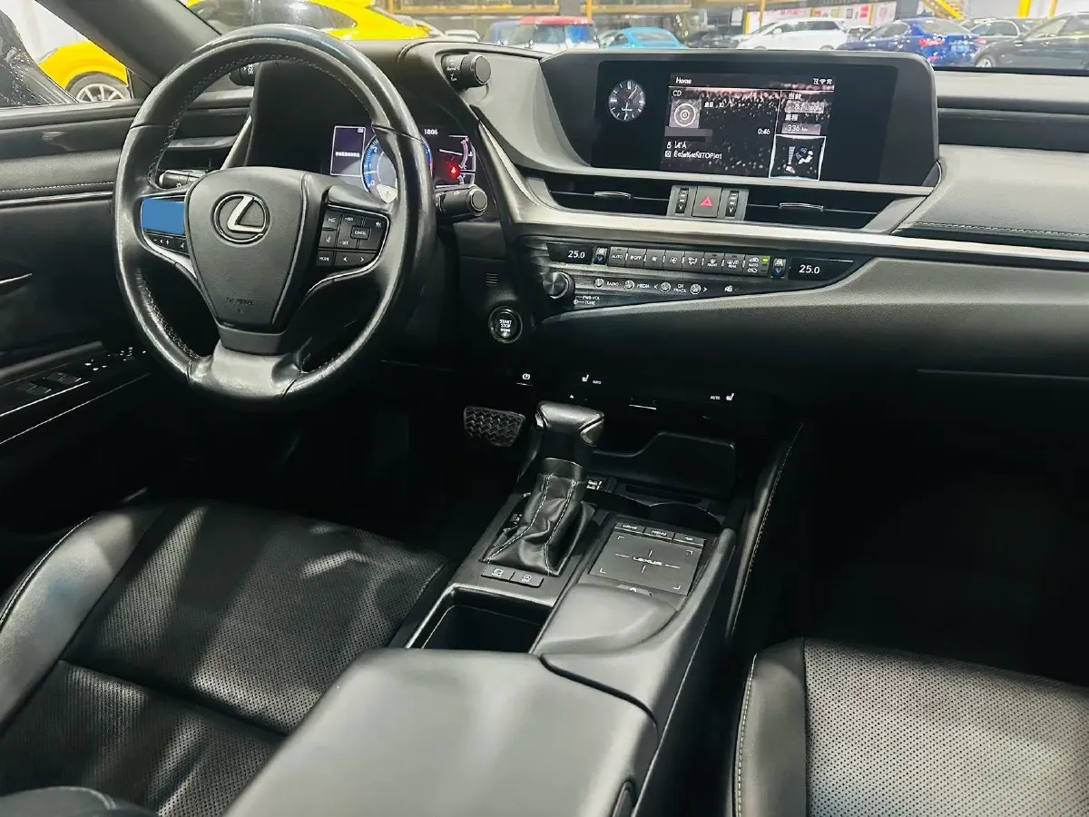 2018 Lexus ES 2.0L 167HP L4 6AT,autocango,china used car exporter,china ev exporter,chinese used car exporter,chinese used ev exporter