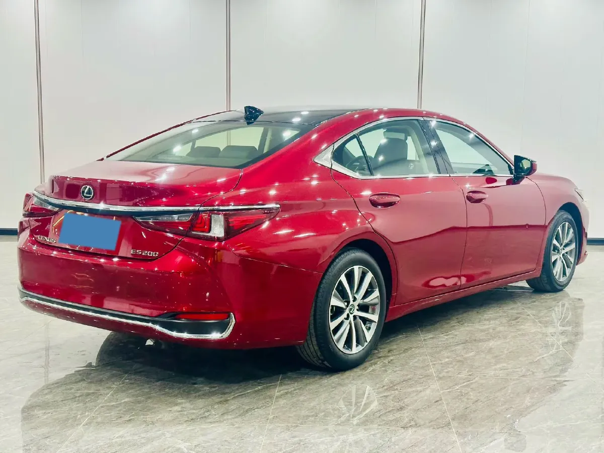 2018 Lexus ES 2.0L 167HP L4 6AT,autocango,china used car exporter,china ev exporter,chinese used car exporter,chinese used ev exporter