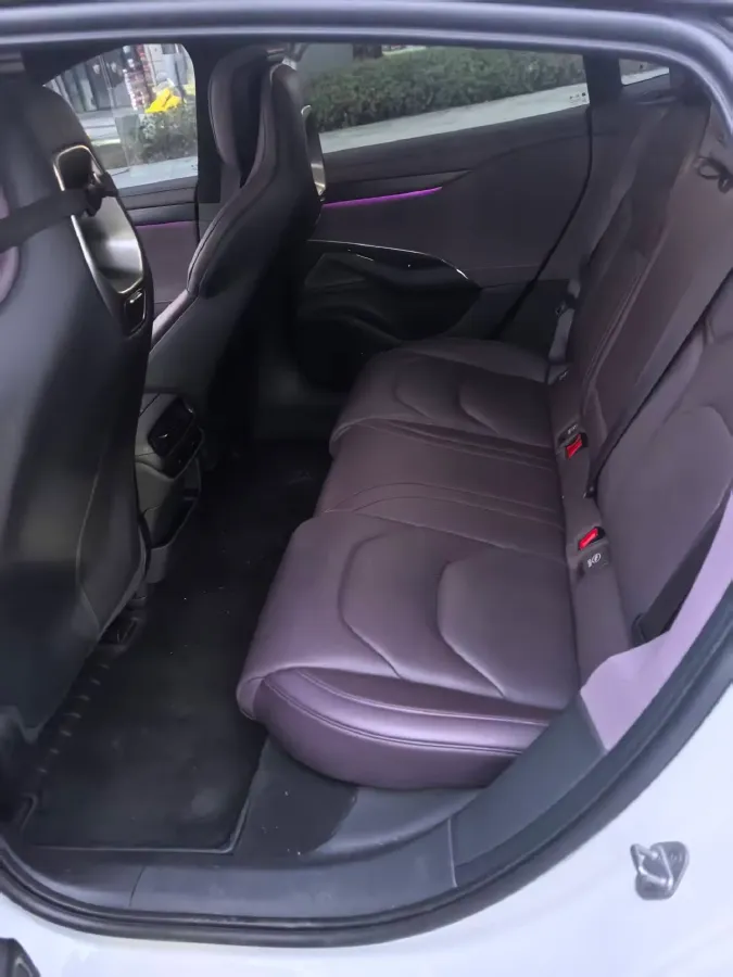 2024 MI SU7 BEV 101KWH,autocango,china used car exporter,china ev exporter,chinese used car exporter,chinese used ev exporter