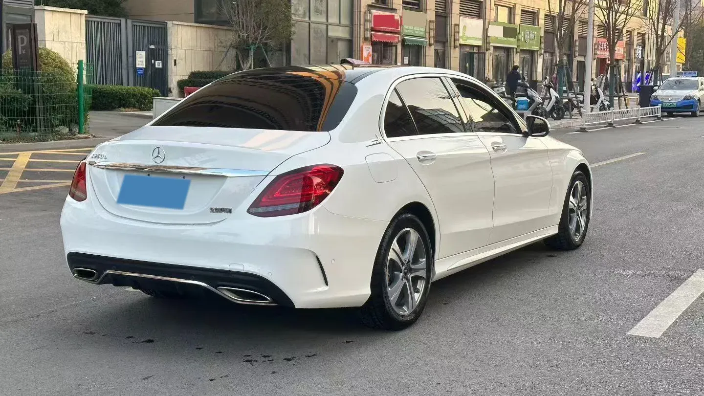 2019 Mercedes-Benz C Class 1.5T 184HP L4 9AT,autocango,china used car exporter,china ev exporter,chinese used car exporter,chinese used ev exporter