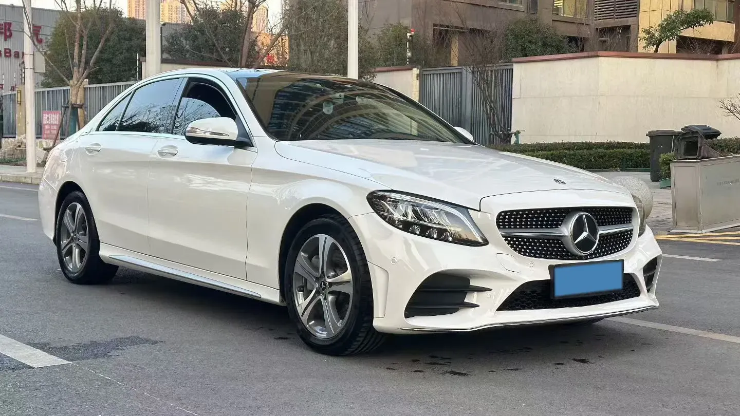 2019 Mercedes-Benz C Class 1.5T 184HP L4 9AT,autocango,china used car exporter,china ev exporter,chinese used car exporter,chinese used ev exporter