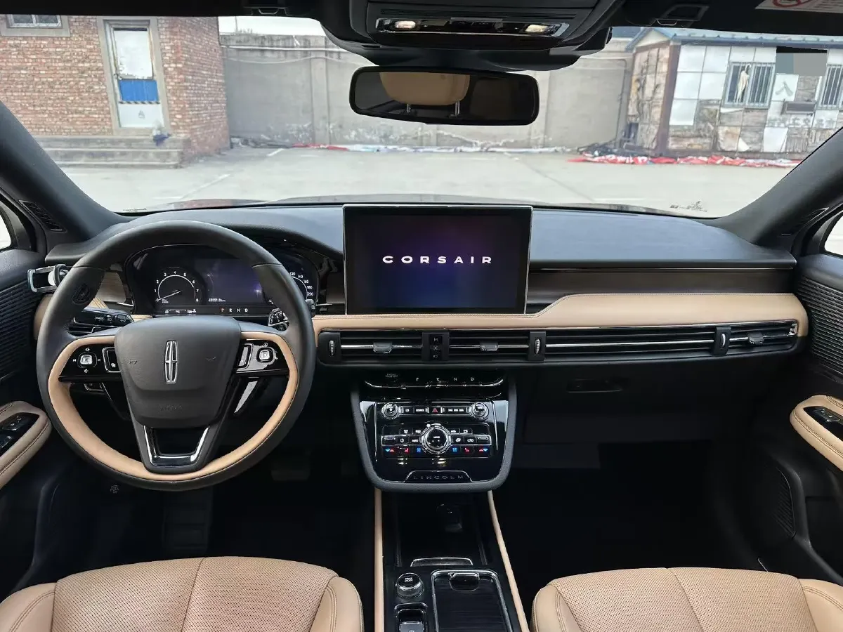 2021 Lincoln Corsair 2.0T 245HP L4 8AT,autocango,china used car exporter,china ev exporter,chinese used car exporter,chinese used ev exporter