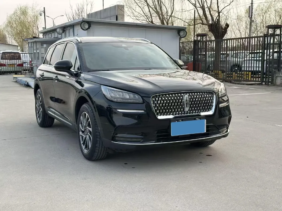 2021 Lincoln Corsair 2.0T 245HP L4 8AT,autocango,china used car exporter,china ev exporter,chinese used car exporter,chinese used ev exporter