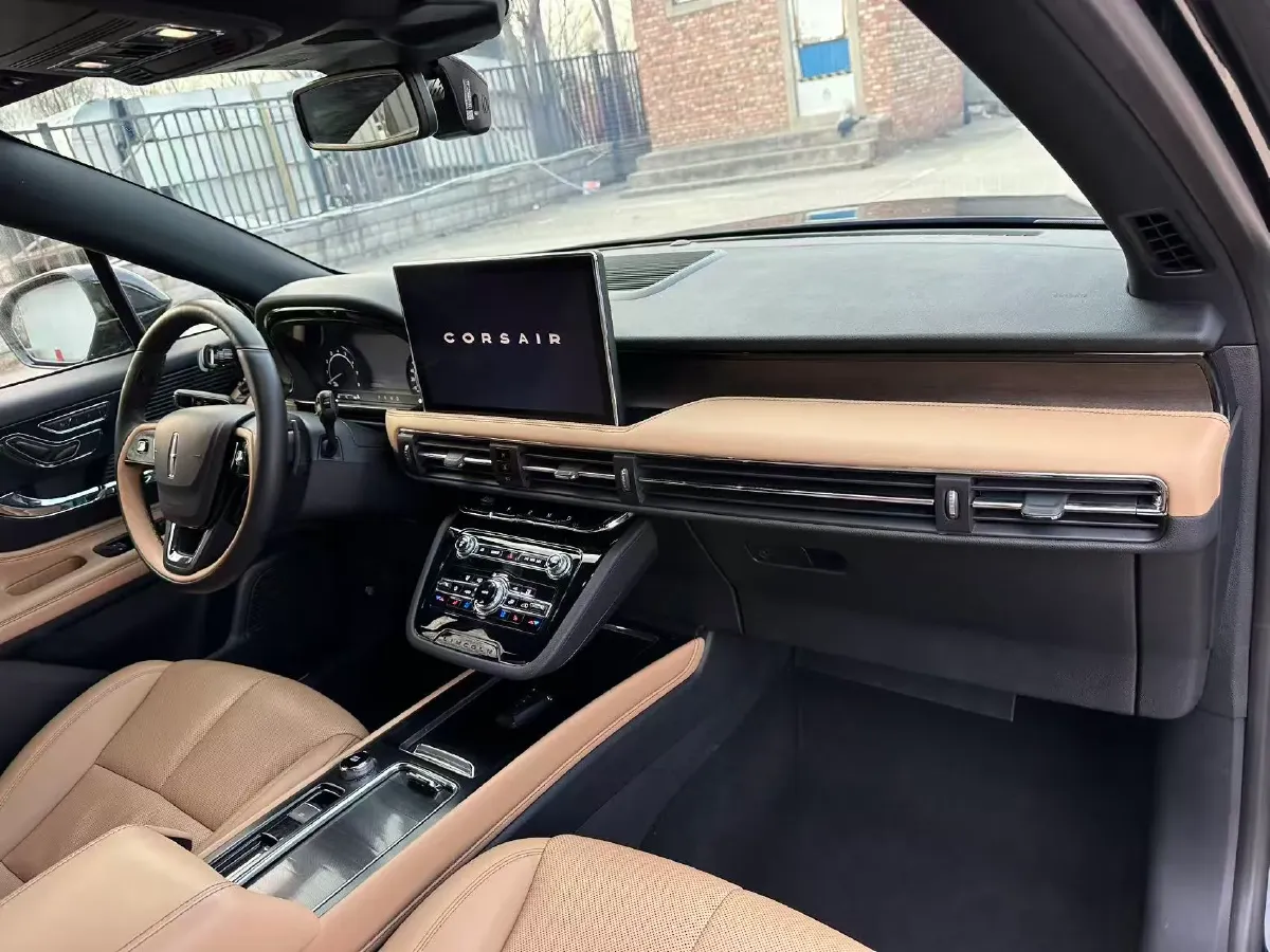 2021 Lincoln Corsair 2.0T 245HP L4 8AT,autocango,china used car exporter,china ev exporter,chinese used car exporter,chinese used ev exporter