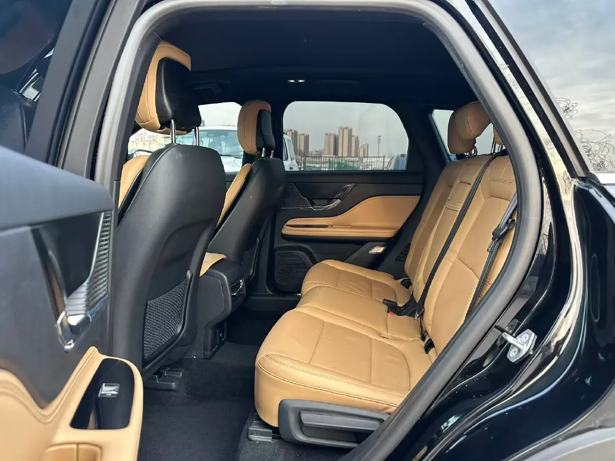 2021 Lincoln Corsair 2.0T 245HP L4 8AT,autocango,china used car exporter,china ev exporter,chinese used car exporter,chinese used ev exporter