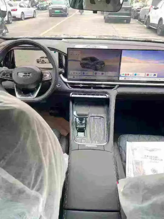 2024 Geely Monjaro 2.0T 218HP L4 7DCT,autocango,china used car exporter,china ev exporter,chinese used car exporter,chinese used ev exporter