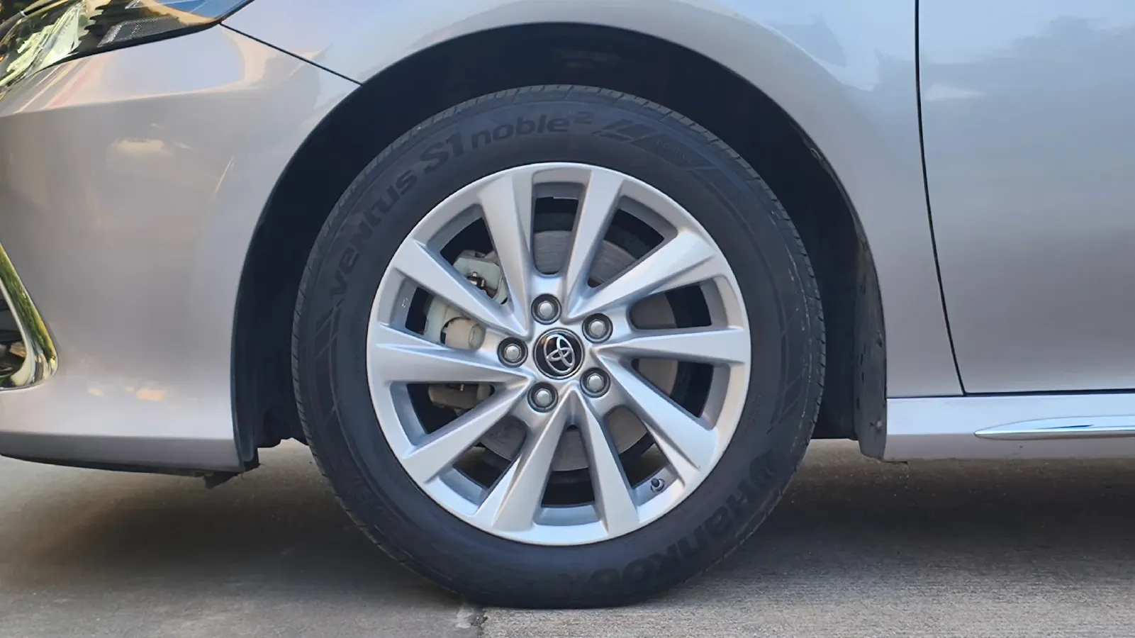 2023 Toyota Camry 2.0L 177HP L4 CVT,autocango,china used car exporter,china ev exporter,chinese used car exporter,chinese used ev exporter