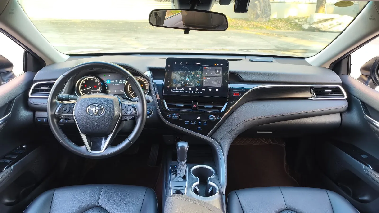 2023 Toyota Camry 2.0L 177HP L4 CVT,autocango,china used car exporter,china ev exporter,chinese used car exporter,chinese used ev exporter