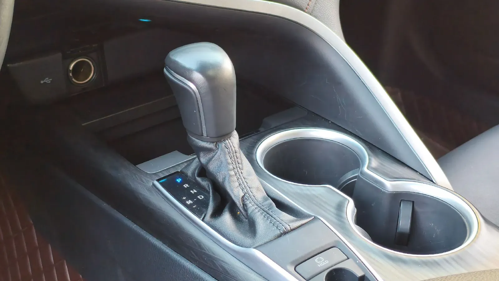 2023 Toyota Camry 2.0L 177HP L4 CVT,autocango,china used car exporter,china ev exporter,chinese used car exporter,chinese used ev exporter