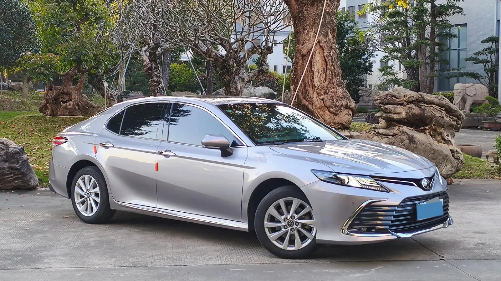 2023 Toyota Camry 2.0L 177HP L4 CVT,autocango,china used car exporter,china ev exporter,chinese used car exporter,chinese used ev exporter