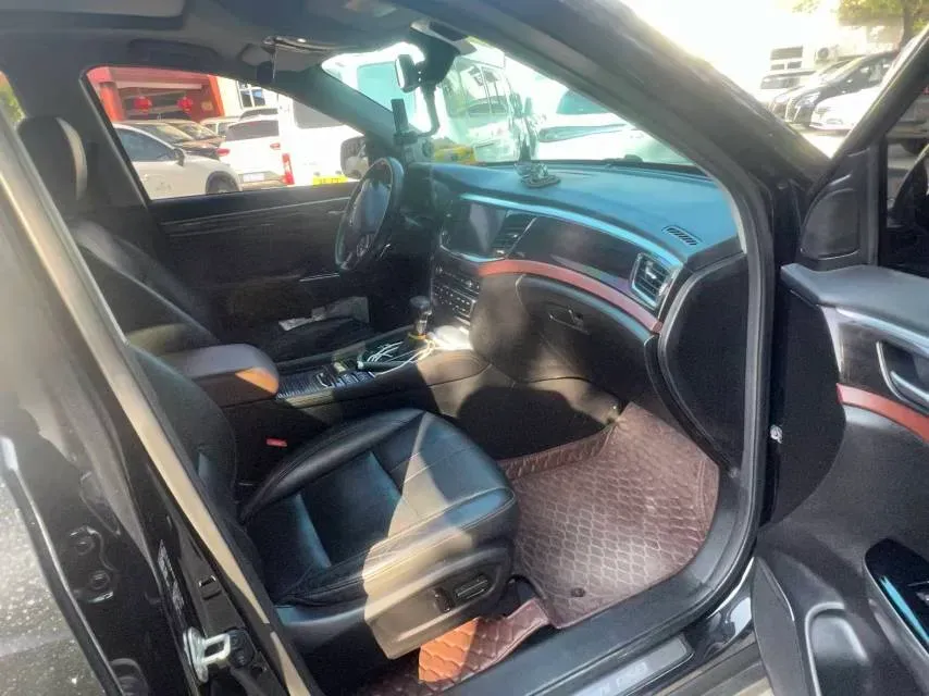 2017 GAC Trumpchi GS8 2.0T 201HP L4 6AT,autocango,china used car exporter,china ev exporter,chinese used car exporter,chinese used ev exporter