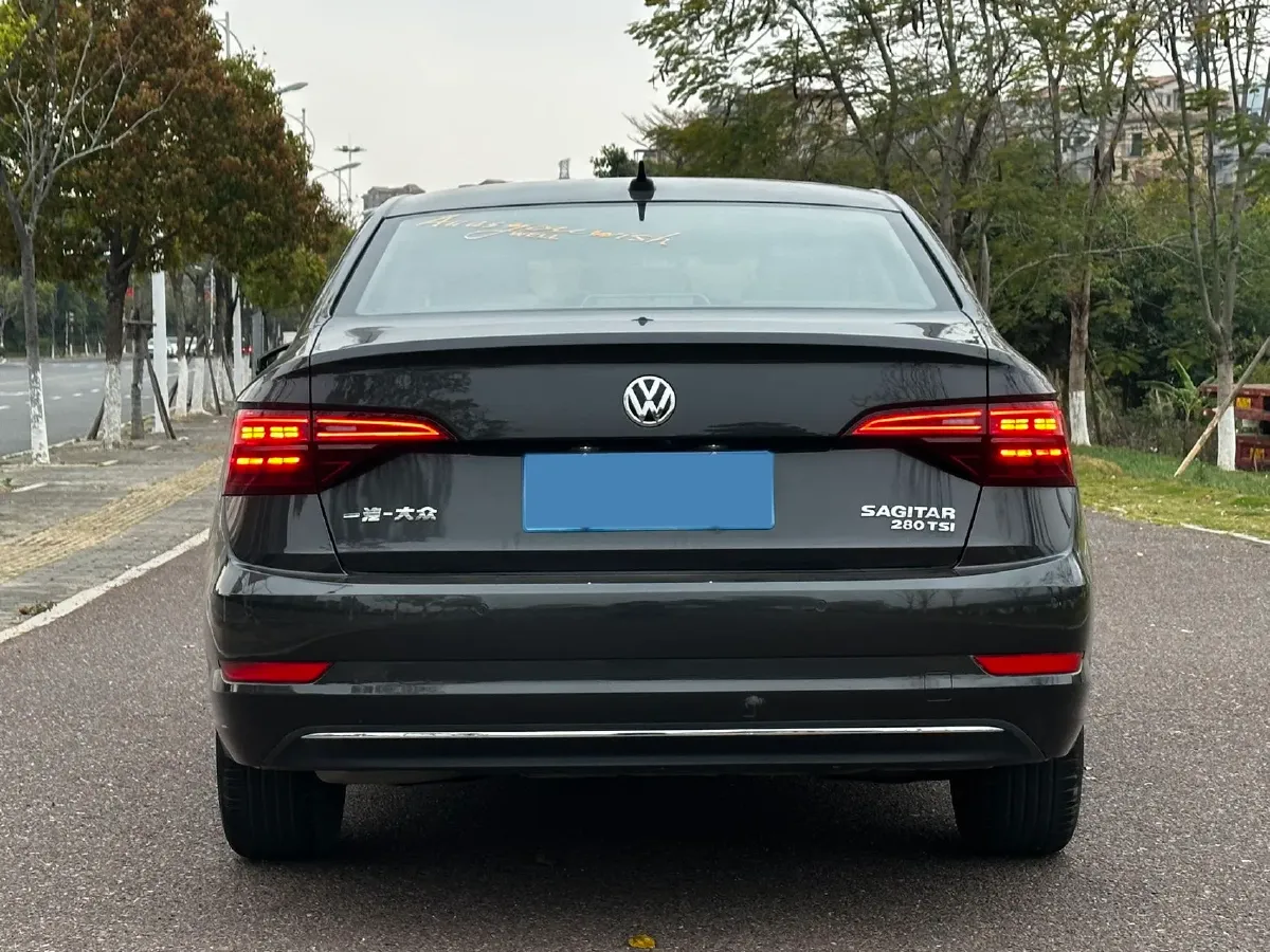 2021 Volkswagen Sagitar 1.4T 150HP L4 7DCT,autocango,china used car exporter,china ev exporter,chinese used car exporter,chinese used ev exporter