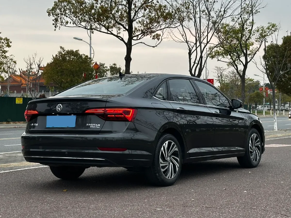 2021 Volkswagen Sagitar 1.4T 150HP L4 7DCT,autocango,china used car exporter,china ev exporter,chinese used car exporter,chinese used ev exporter