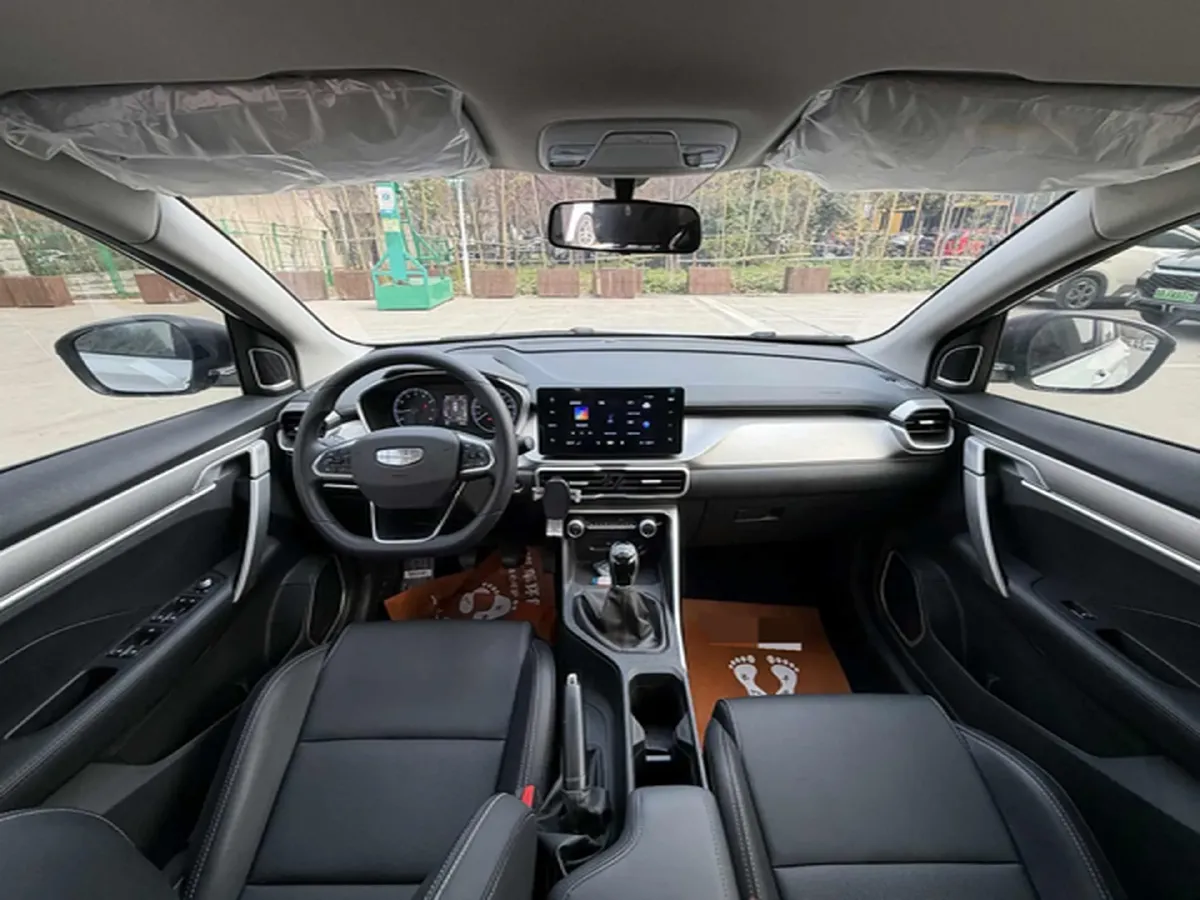 2025 Geely Coolray 1.5L 126HP L4 5MT,autocango,china used car exporter,china ev exporter,chinese used car exporter,chinese used ev exporter