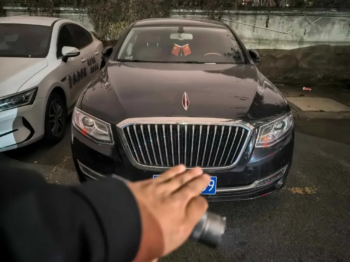 2018 Renault Espace Classic 1.8T 224HP L4 7DCT,autocango,china used car exporter,china ev exporter,chinese used car exporter,chinese used ev exporter