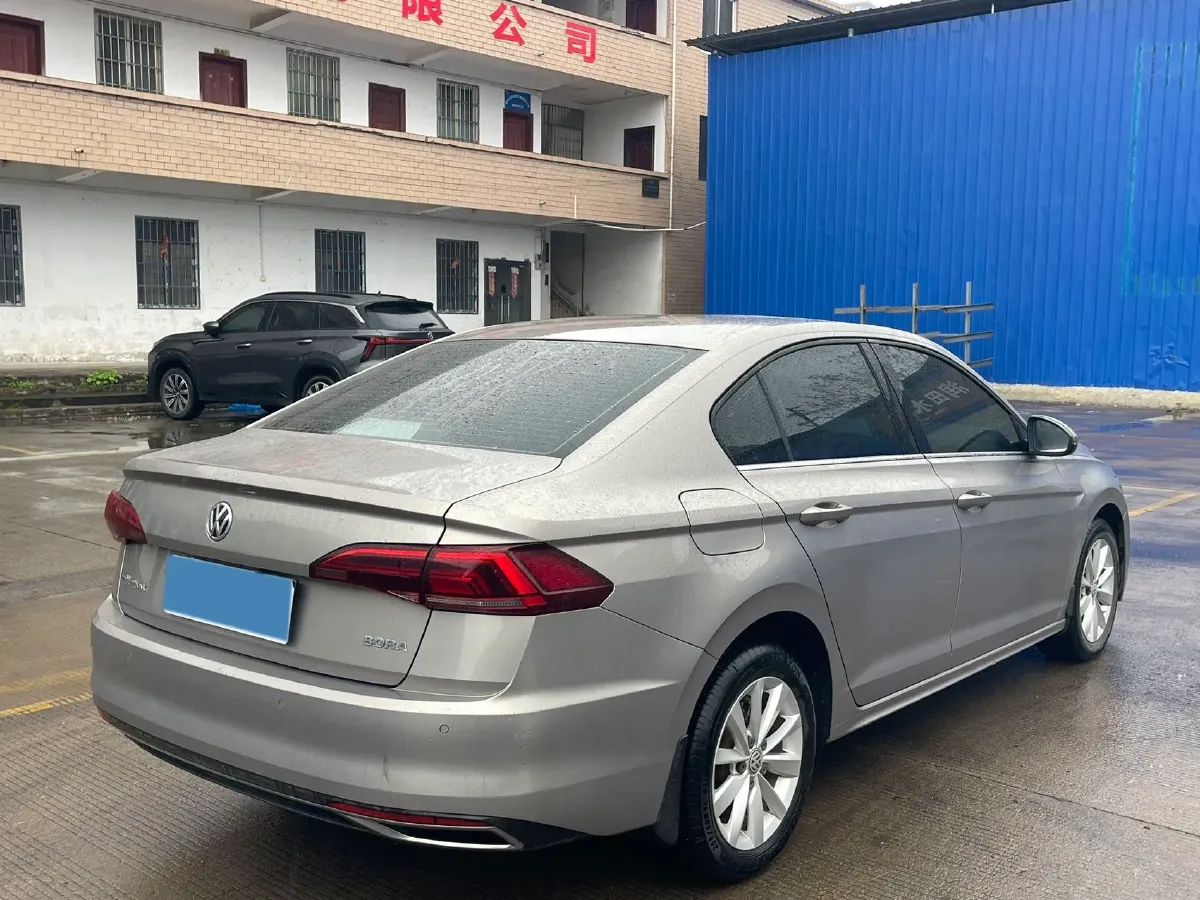 2019 Bestune T77 1.2T 143HP L4 7DCT,autocango,china used car exporter,china ev exporter,chinese used car exporter,chinese used ev exporter