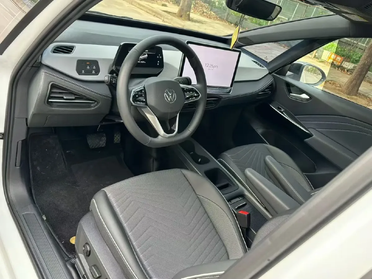 2025 Volkswagen ID.3 BEV 52.8KWH,autocango,china used car exporter,china ev exporter,chinese used car exporter,chinese used ev exporter