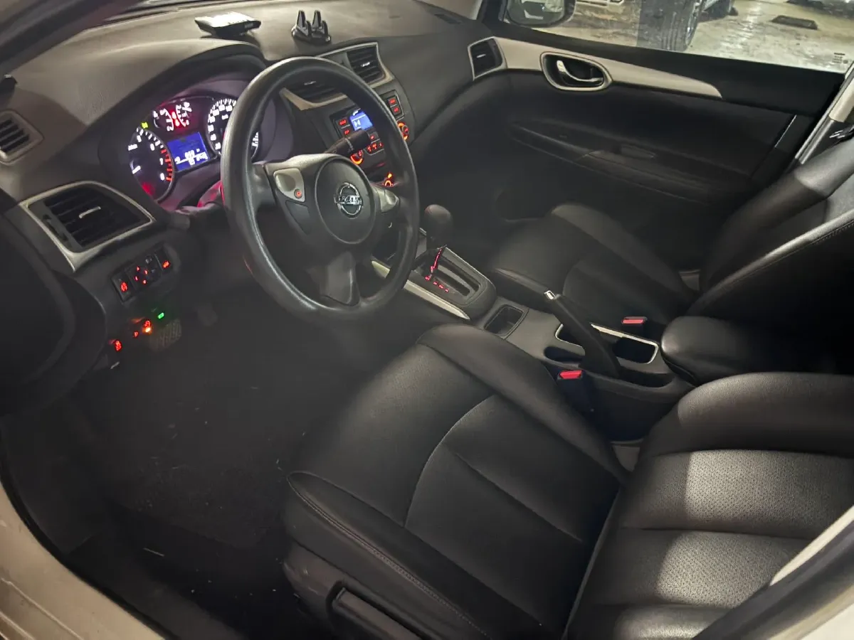 2021 Nissan Sylphy 1.6L 122HP L4 CVT,autocango,china used car exporter,china ev exporter,chinese used car exporter,chinese used ev exporter