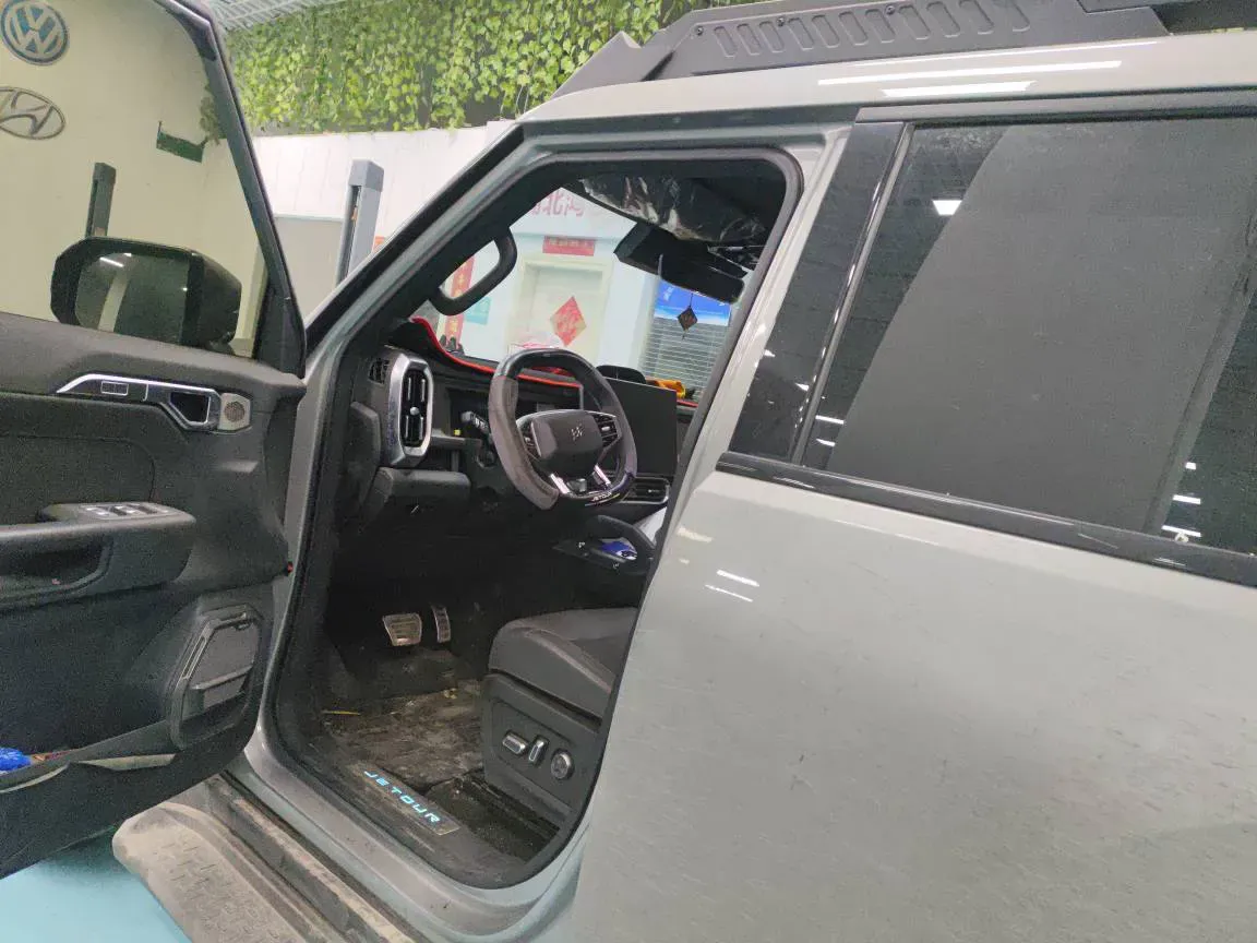 2024 Jetour Traveller 2.0T 254HP L4 7DCT,autocango,china used car exporter,china ev exporter,chinese used car exporter,chinese used ev exporter